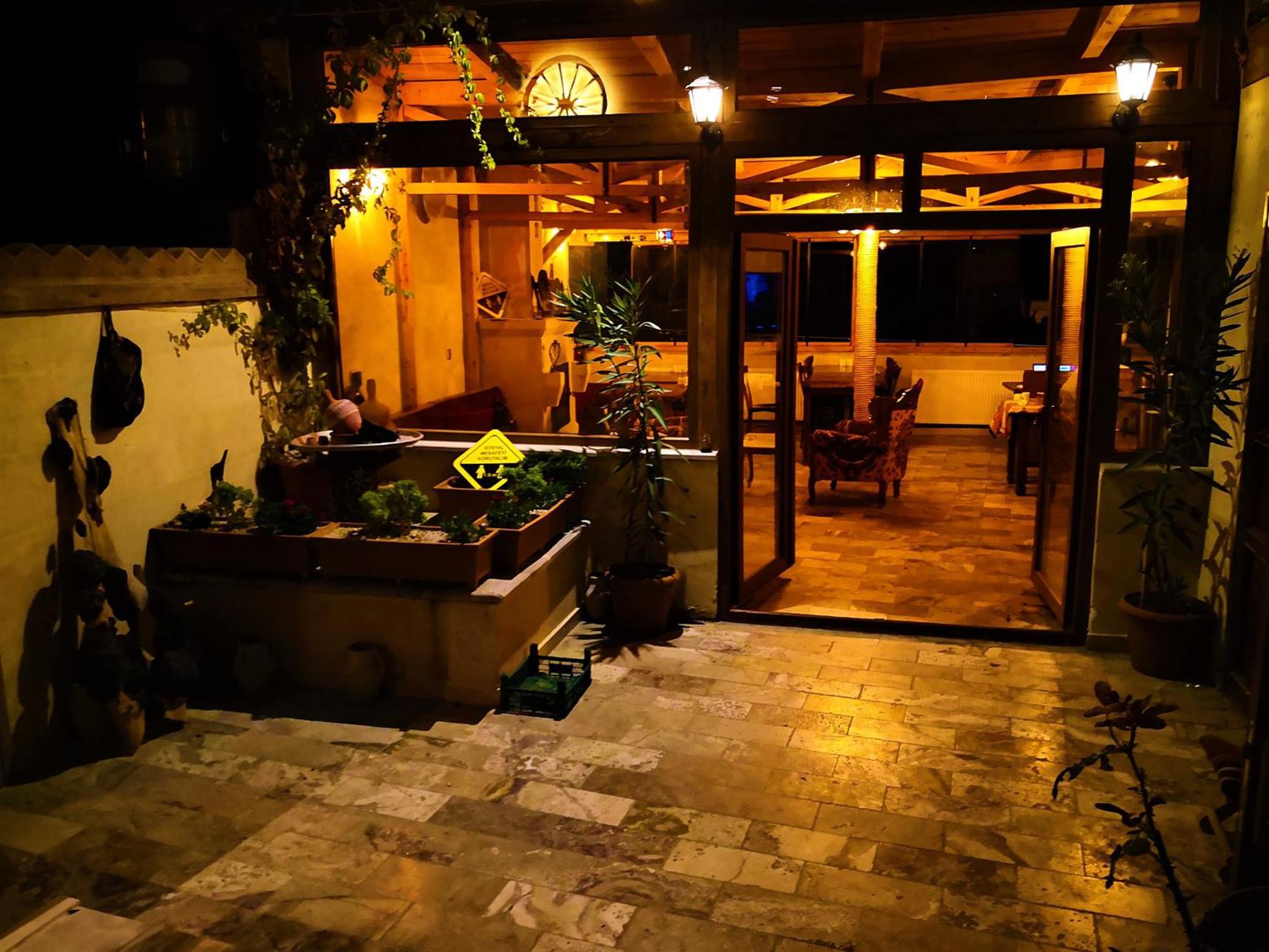 Larissa Cave Hotel Nevşehir Exterior photo